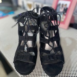 Guess black shoes